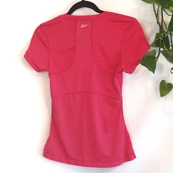 Reebok Pink Play-Dry Athletic Short Sleeve Shirt - Picture 3 of 4